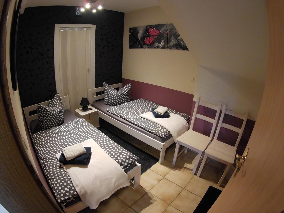 Haus Mohr - Ferienwohnung Im Taunus Weilmunster 外观 照片